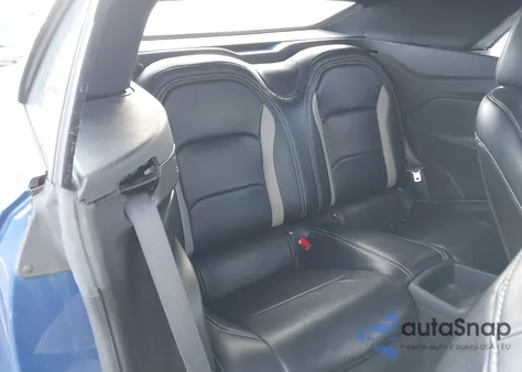 2021 Chevrolet Camaro Rwd 1Lt z USA, uszkodzony, nr VIN 1G1FB3DX2M0123181